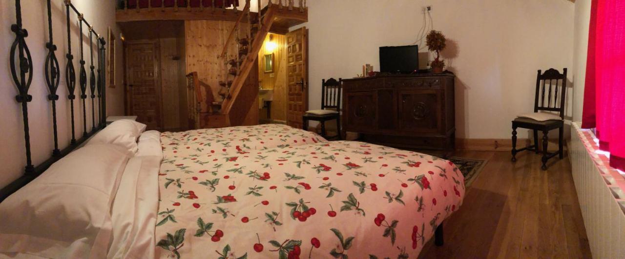 Hotel Rural Venta Del Termino Santa Gadea del Cid Екстериор снимка